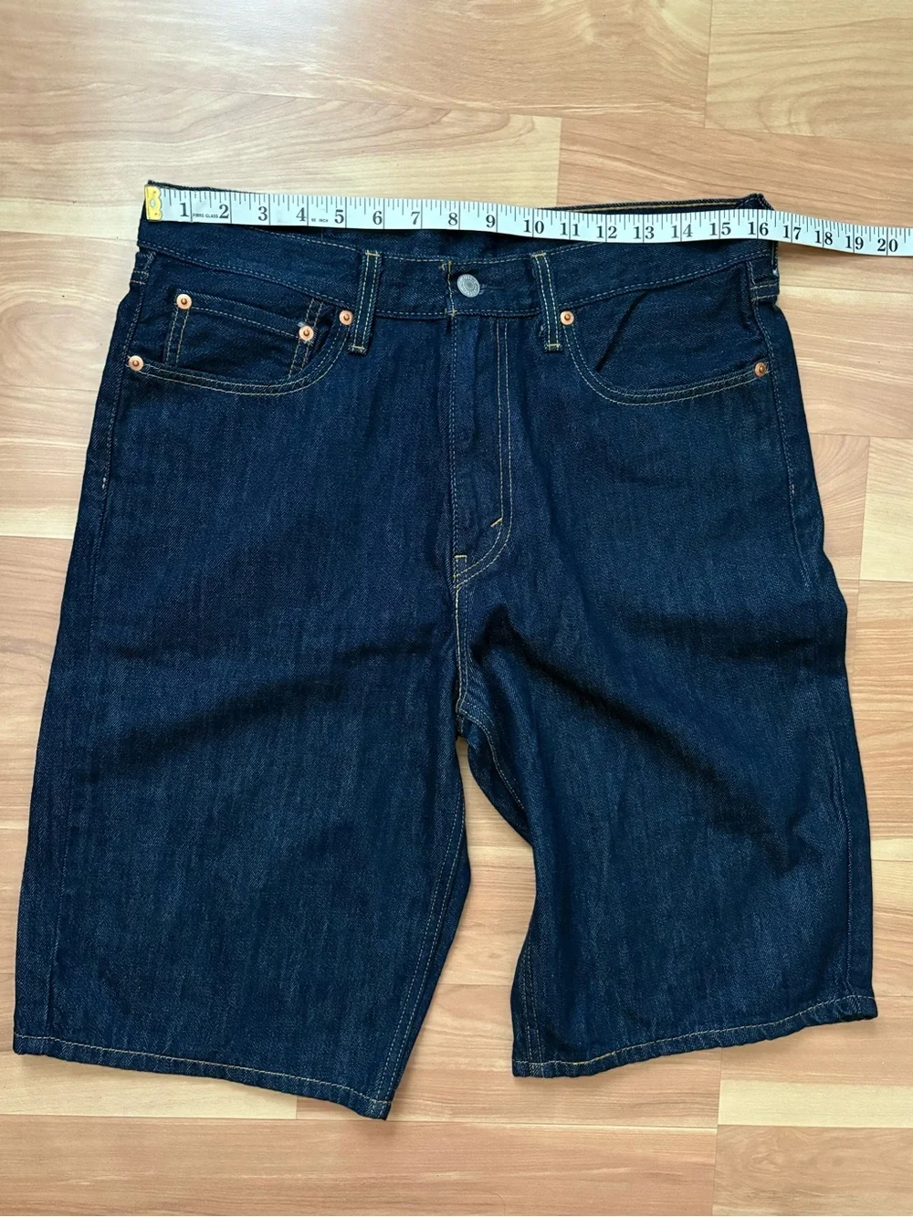 Levi’s Dark Wash 12” Denim Shorts Jorts Size 31 Festival Retro Vintage Style Y2K